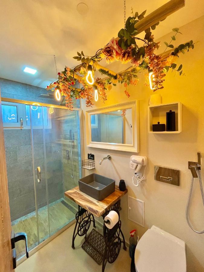 Best Place To Stay-Self Check In-24H Resita Exterior photo
